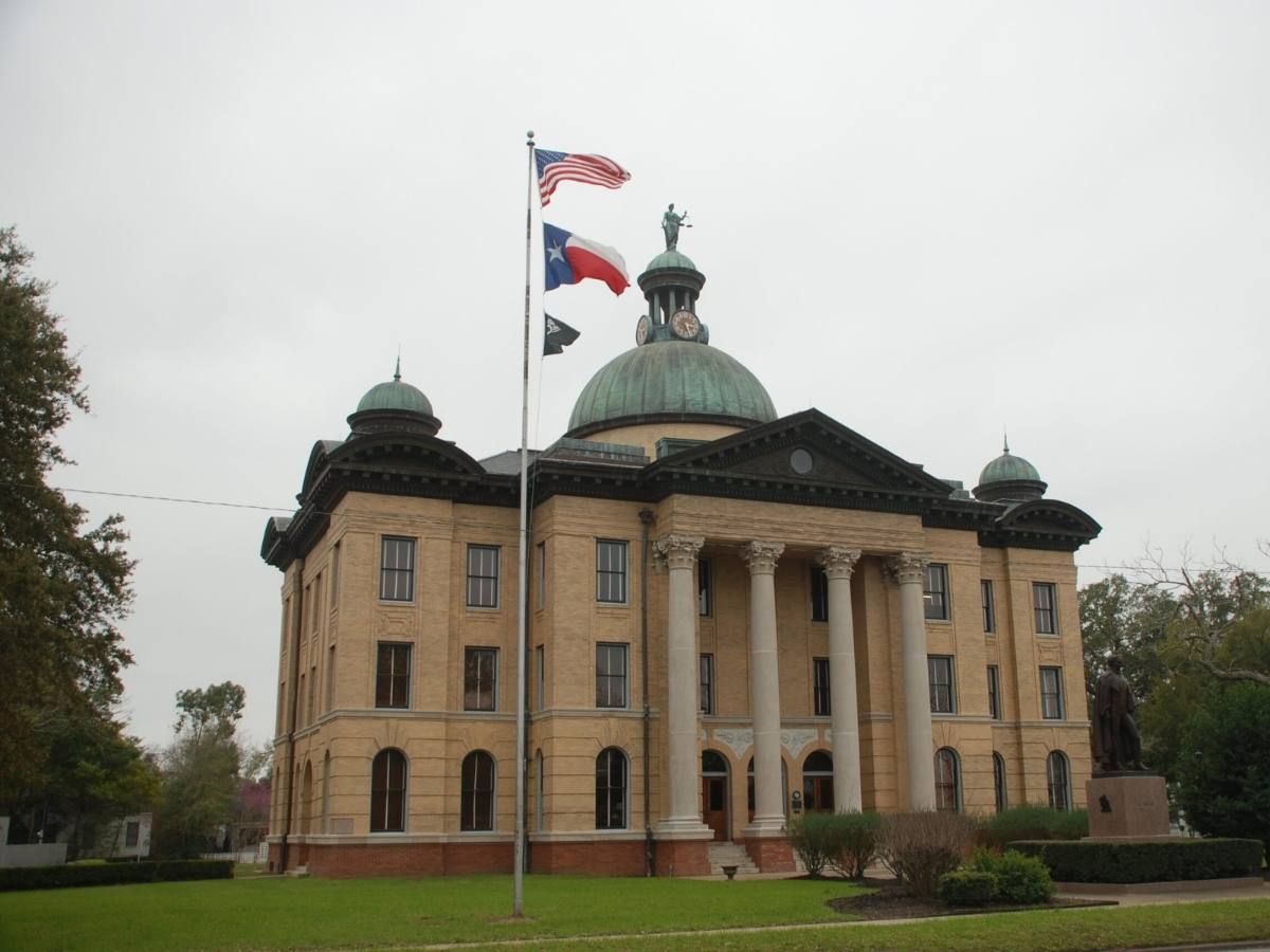 Fort Bend County Courthouse for article Richmond for newcomers moving to Houston.
