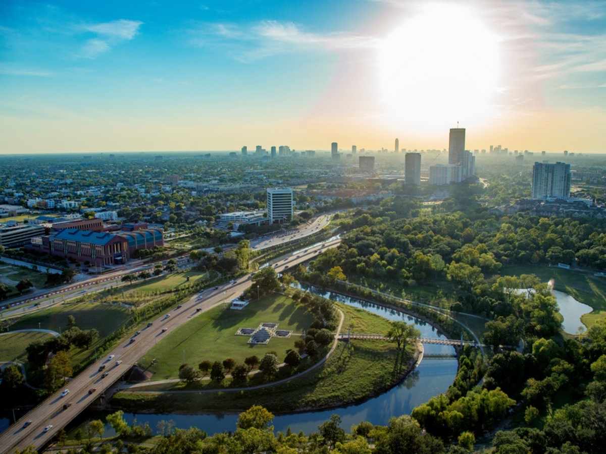 Memorial Drive at dusk for article Spring Branch and Memorial Area for newcomers moving to Houston area.