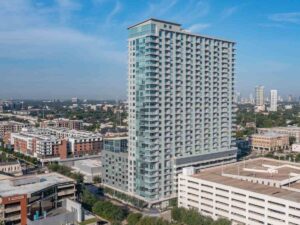 High-rise apartments in Midtown for article Why Move to Houston? for newcomers moving to Houston.